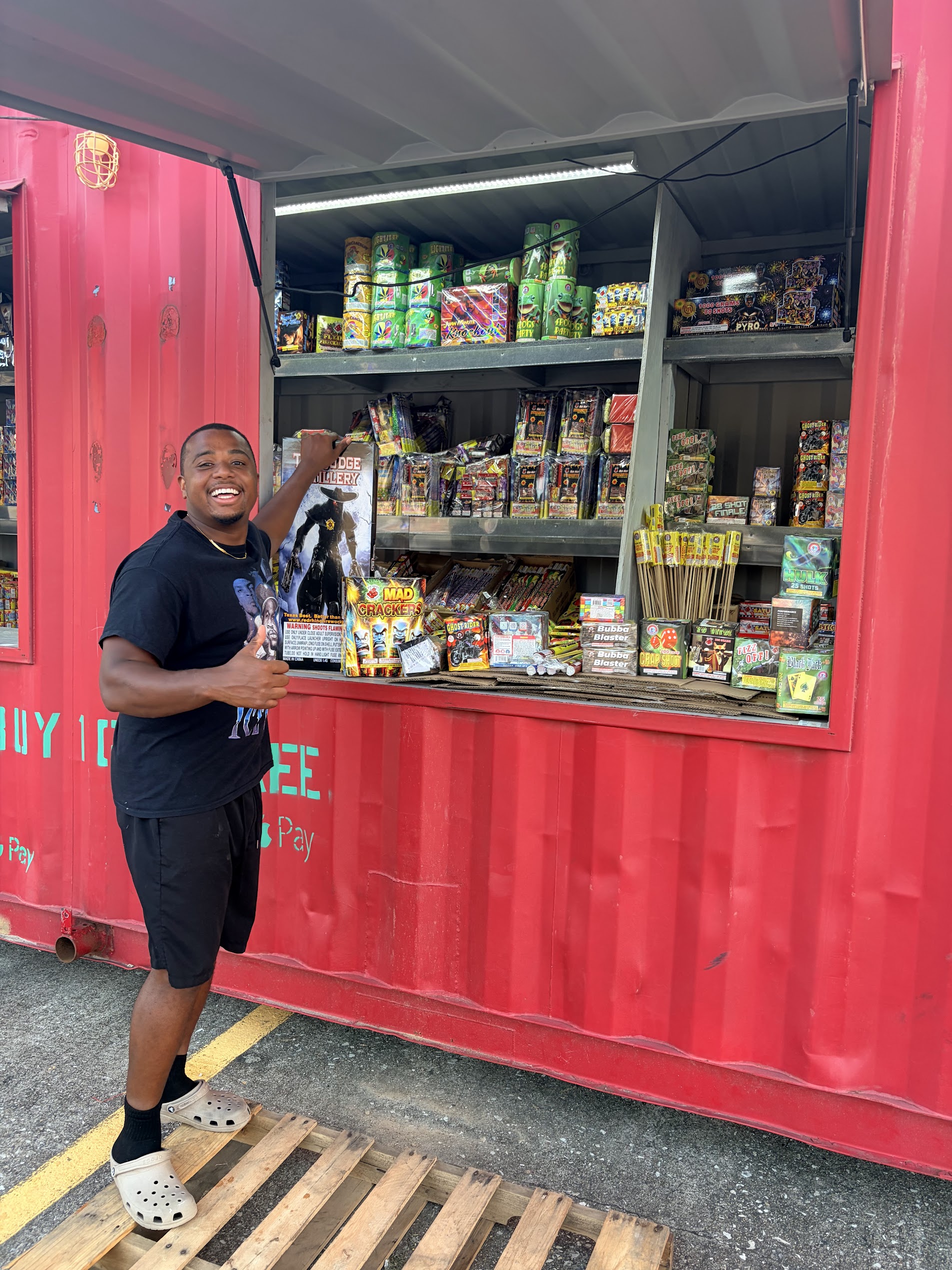 Satisfied Customer at Dollar Fireworks